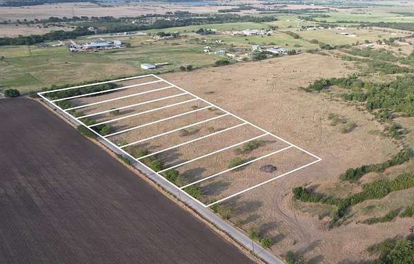 10.3 Acres of Land for Sale in Gunter, Texas