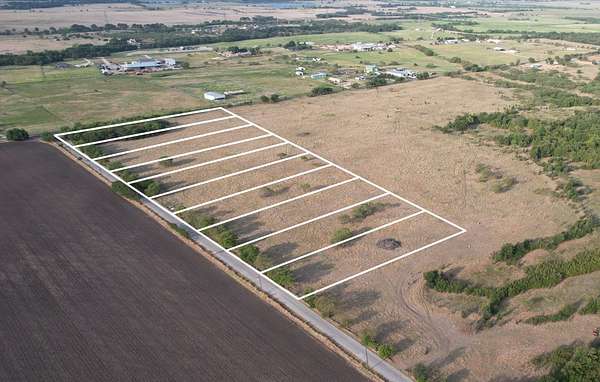 10.3 Acres of Land for Sale in Gunter, Texas
