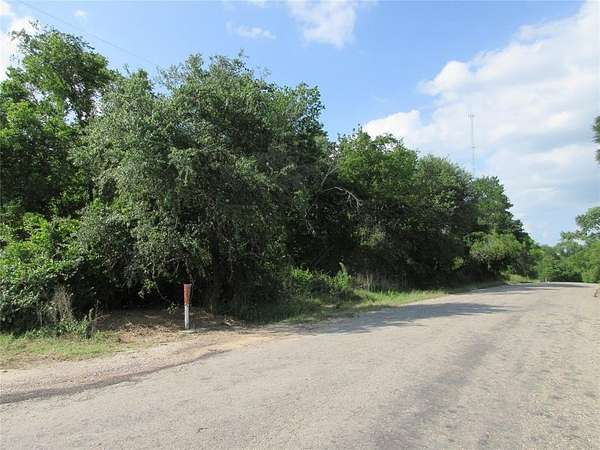 6.55 Acres of Residential Land for Sale in Marlin, Texas