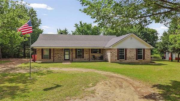 12.3 Acres of Land with Home for Sale in Lone Oak, Texas