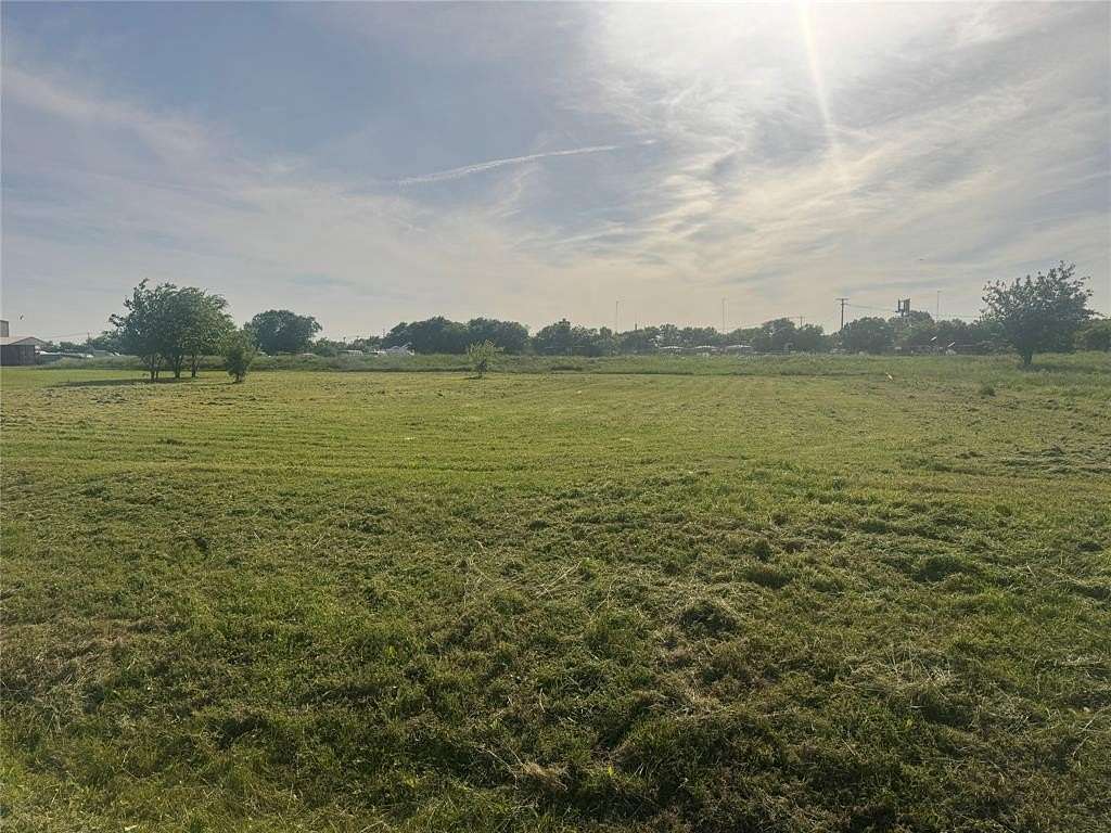 2 Acres of Land for Sale in Haslet, Texas