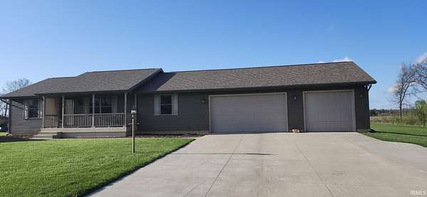 2.49 Acres of Land with Home for Sale in Elkhart, Indiana