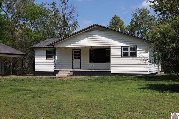 3 Acres of Land with Home for Sale in Benton, Kentucky