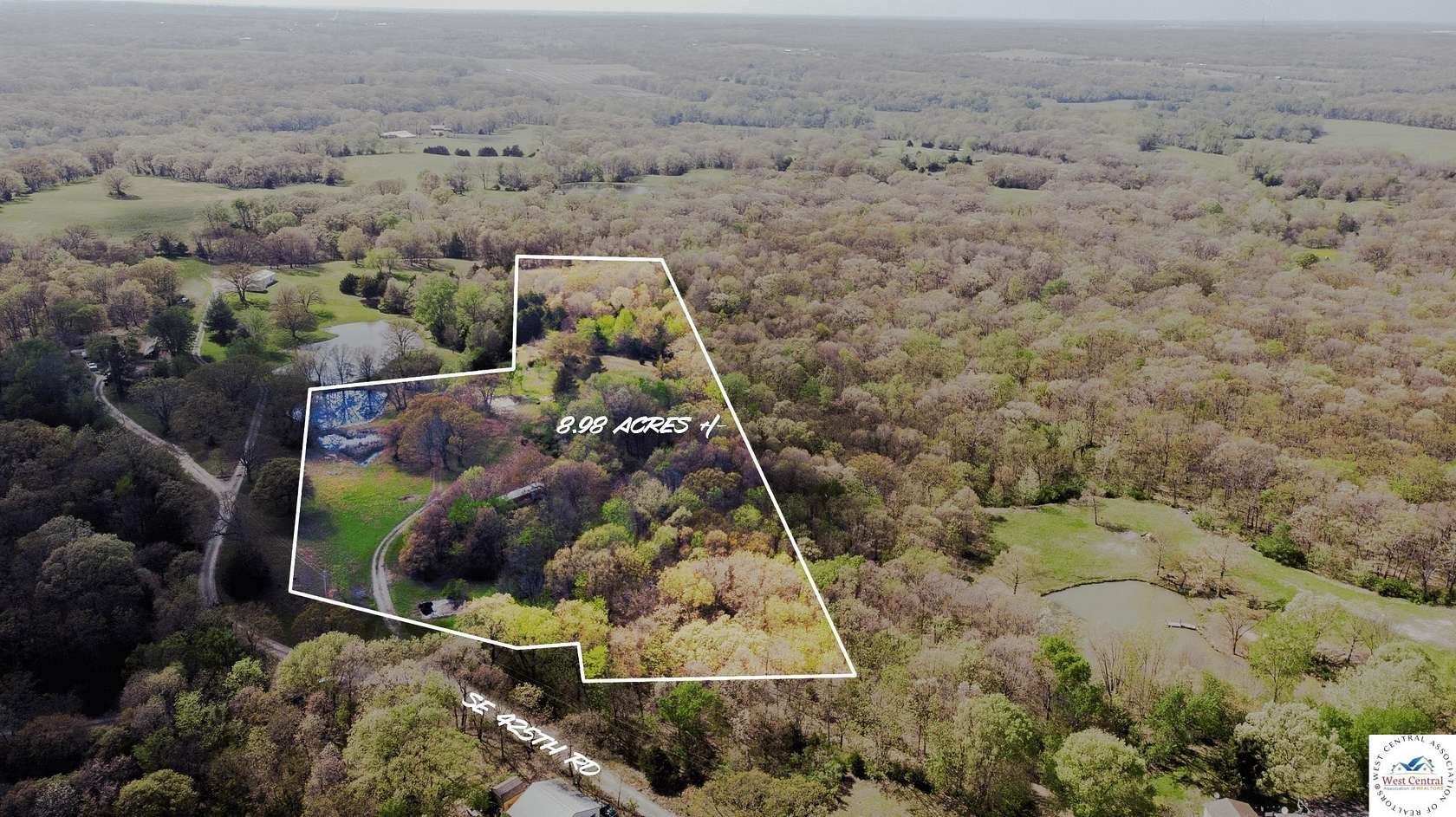 10 Acres of Residential Land for Sale in Knob Noster, Missouri