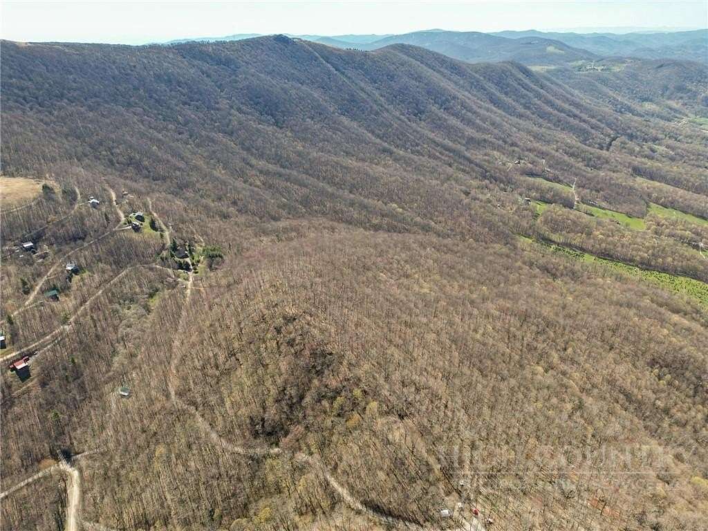 10 Acres of Residential Land for Sale in Zionville, North Carolina