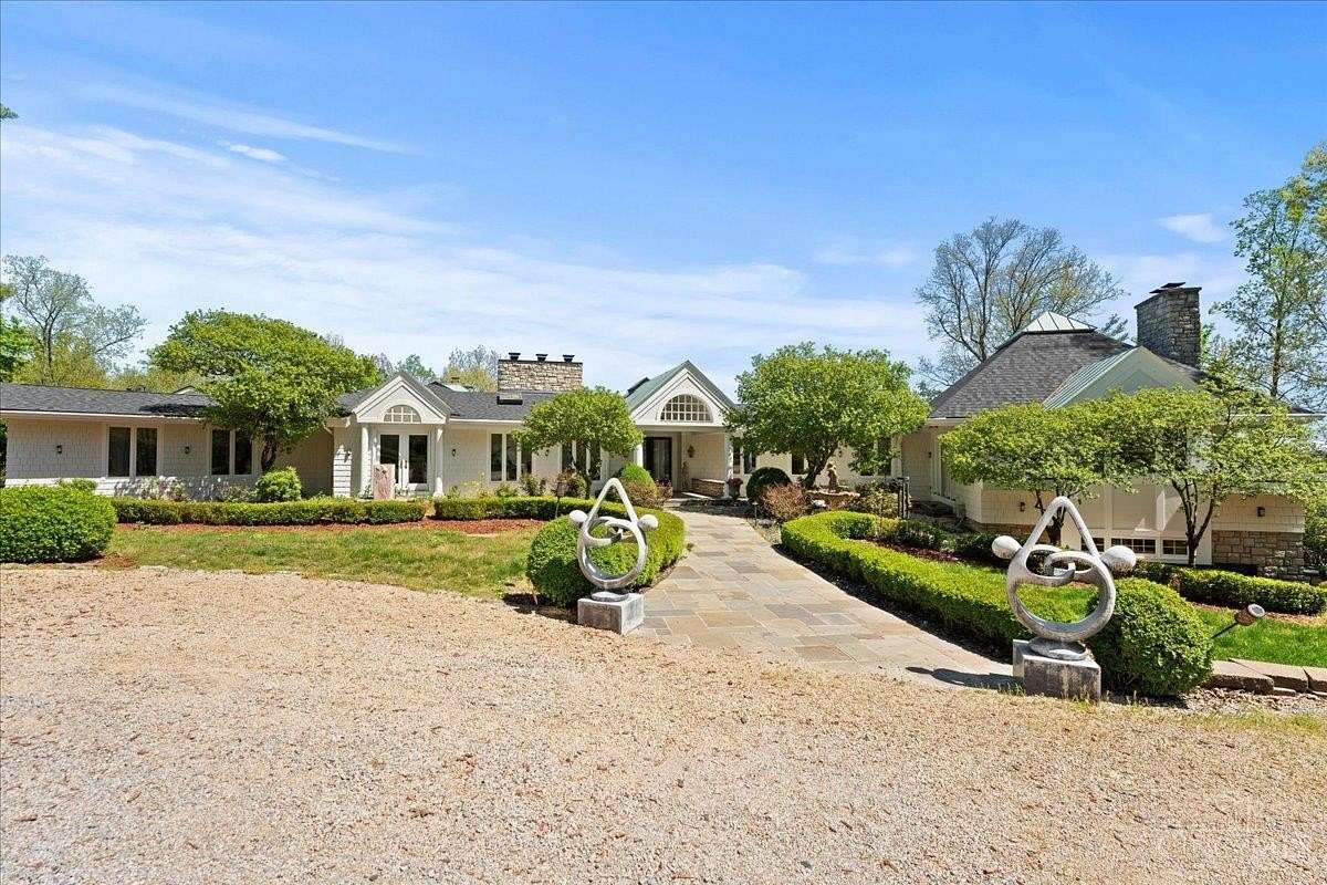 3 Acres of Land with Home for Sale in Indian Hill, Ohio