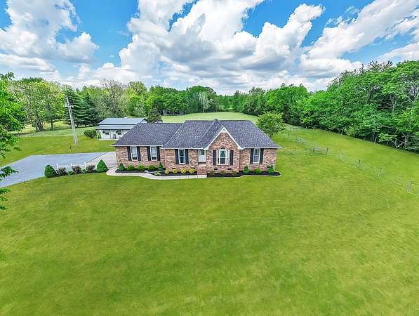 5.16 Acres of Land with Home for Sale in Eagleville, Tennessee