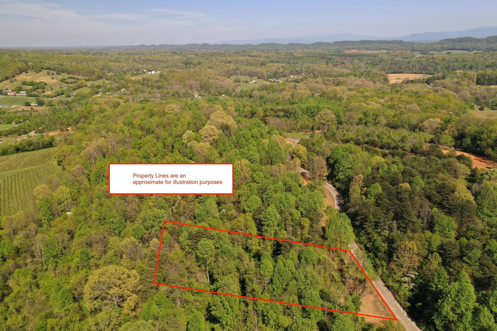 1.63 Acres of Residential Land for Sale in Sweetwater, Tennessee