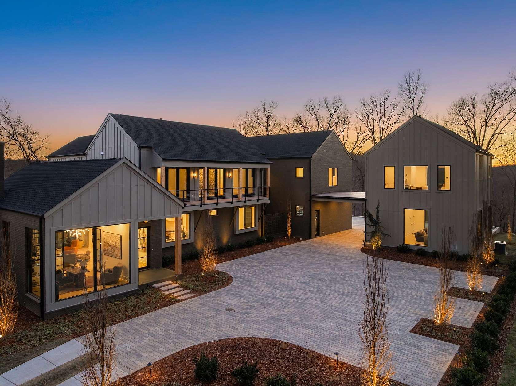 9.75 Acres of Land with Home for Sale in Franklin, Tennessee