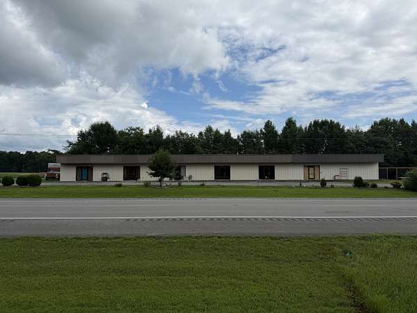 2 Acres of Improved Commercial Land for Sale in Elora, Tennessee