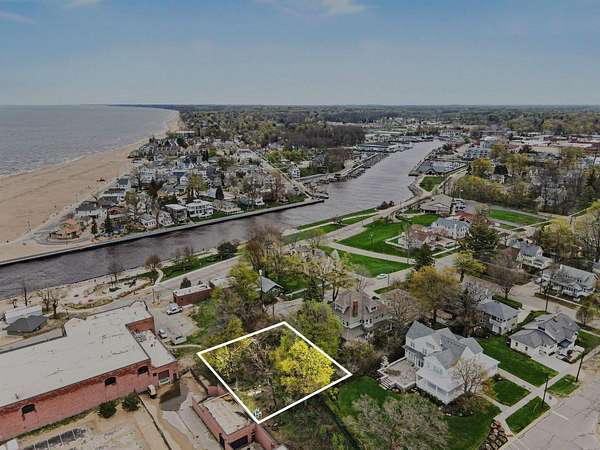 0.17 Acres of Land for Sale in South Haven, Michigan