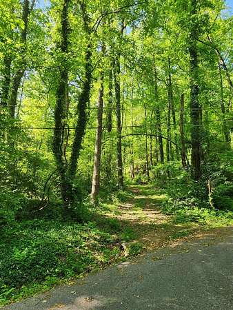 11 Acres of Land for Sale in Red Bank, Tennessee