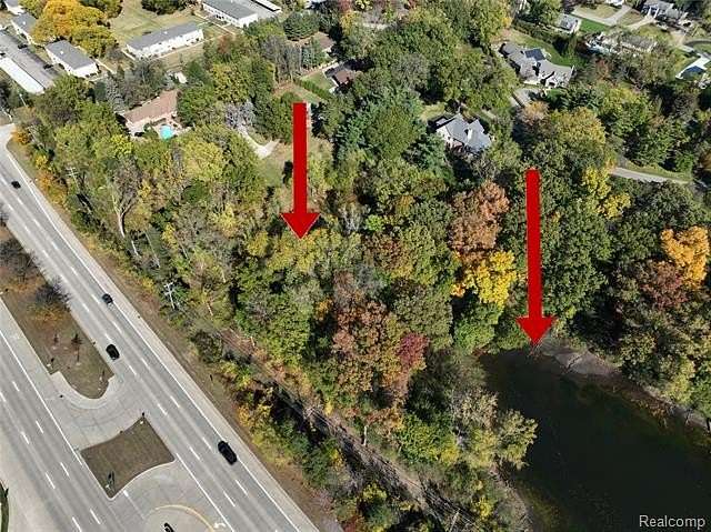 3.69 Acres of Residential Land for Sale in Bloomfield Hills, Michigan