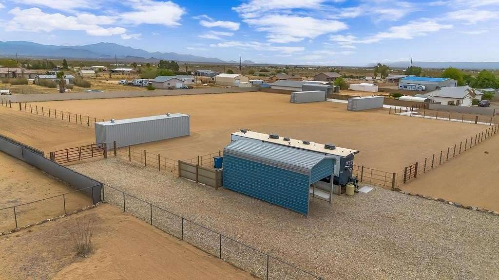1 Acre of Residential Land for Sale in Golden Valley, Arizona