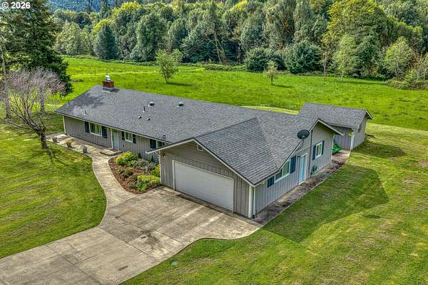 10.4 Acres of Land with Home for Sale in Myrtle Point, Oregon