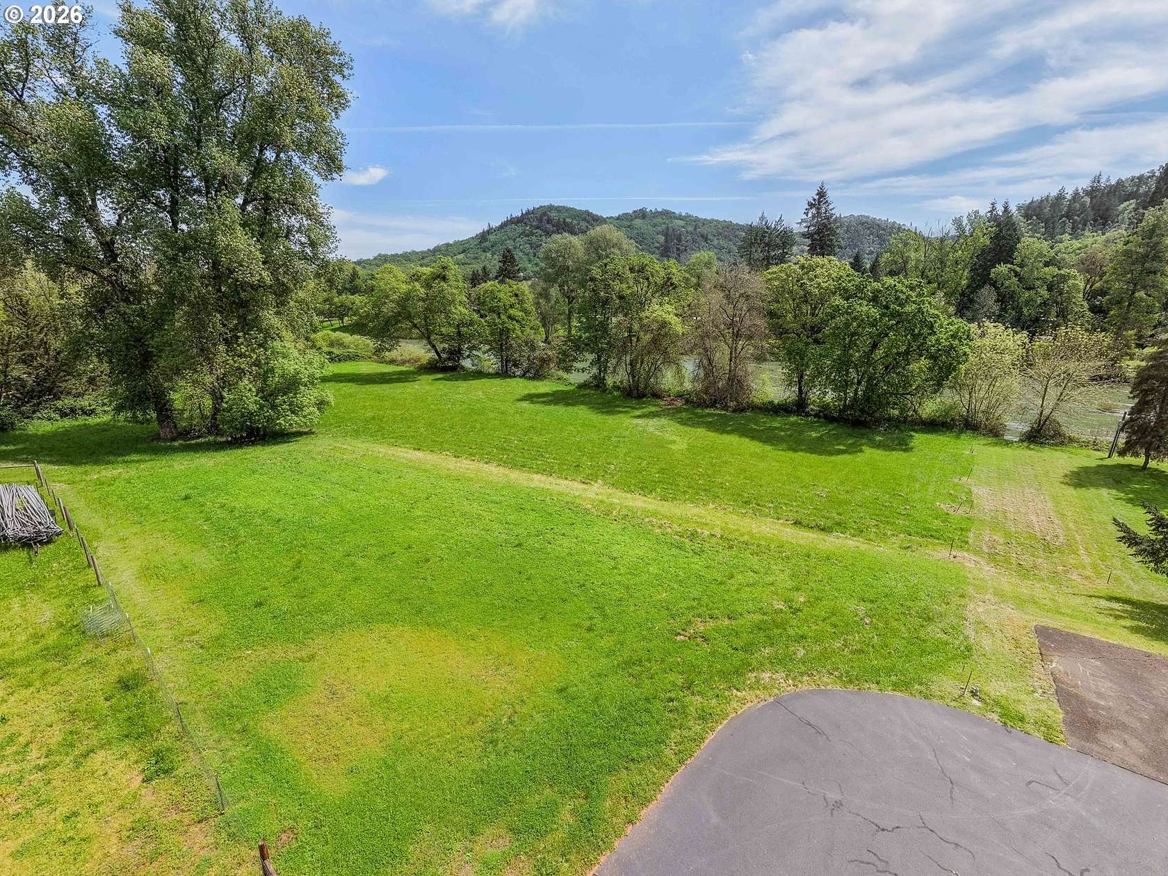 2.1 Acres of Residential Land for Sale in Roseburg, Oregon