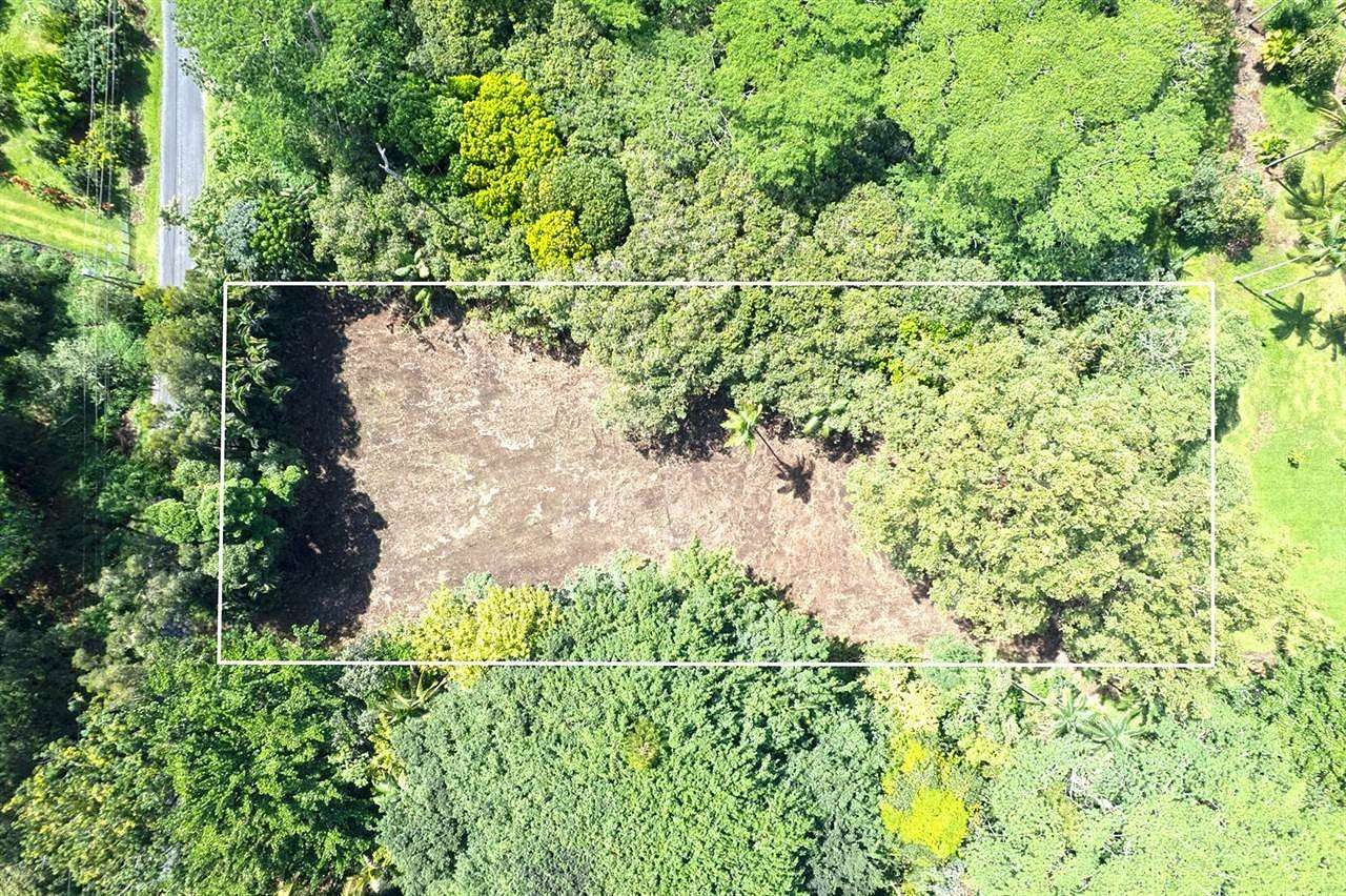 1 Acre of Residential Land for Sale in Keaau, Hawaii
