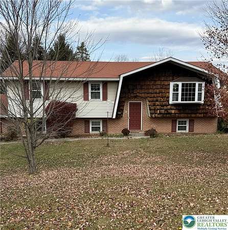 2.17 Acres of Land with Home for Sale in Lehigh Township, Pennsylvania