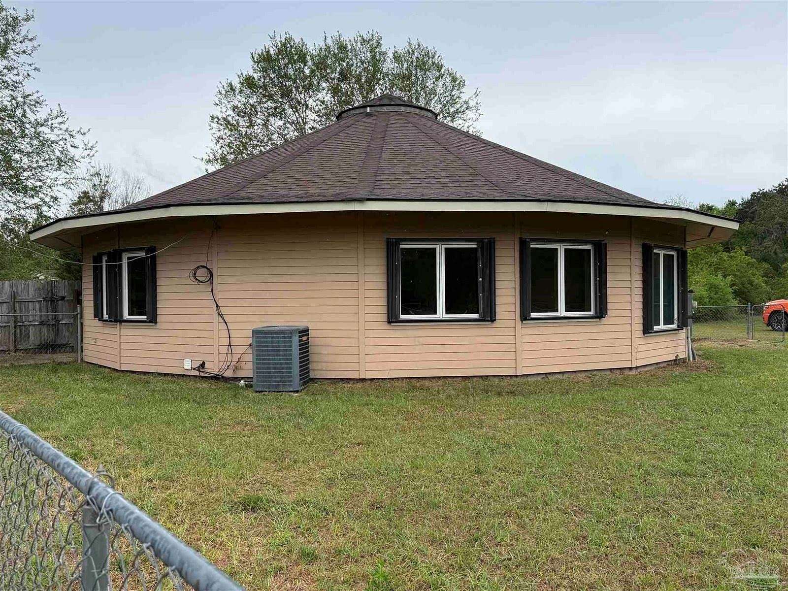 3.22 Acres of Land with Home for Sale in Milton, Florida