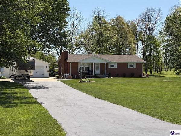 27 Acres of Land with Home for Sale in Brandenburg, Kentucky