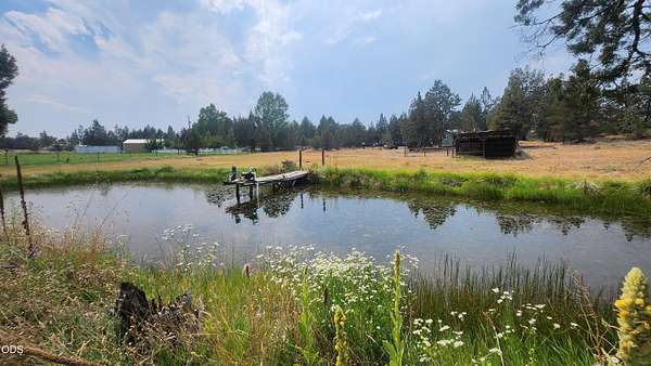 3.17 Acres of Land with Home for Sale in Bend, Oregon