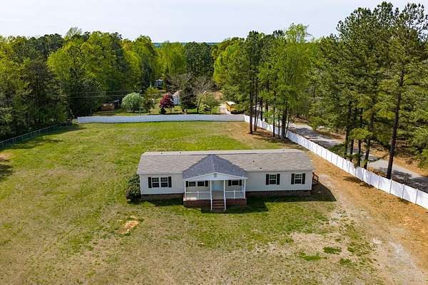 2.4 Acres of Land with Home for Sale in Victoria, Virginia