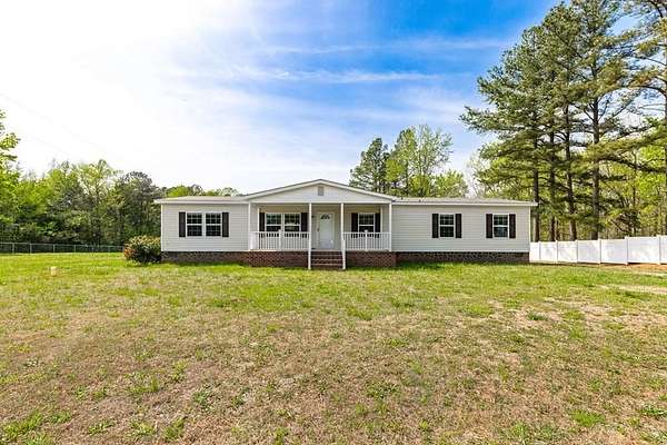 2.4 Acres of Land with Home for Sale in Victoria, Virginia