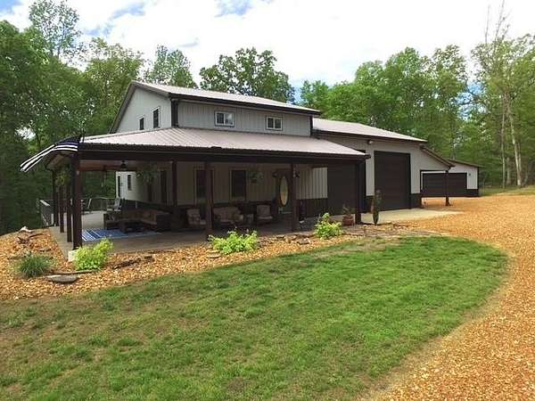 6 Acres of Land with Home for Sale in Dover, Tennessee