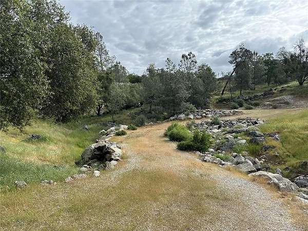 1.23 Acres of Residential Land for Sale in Coarsegold, California