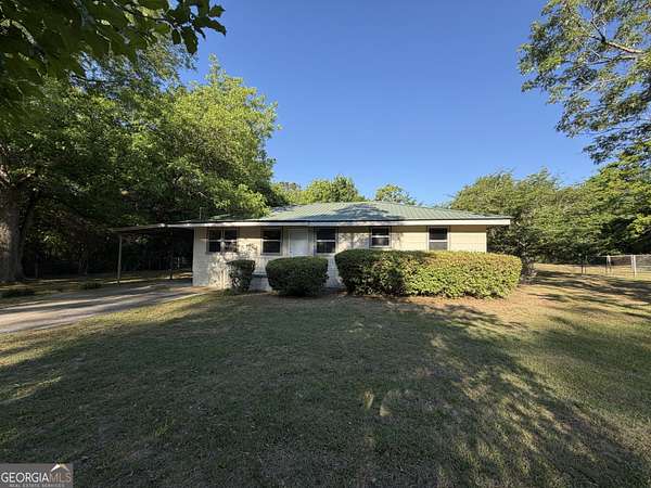 1.65 Acres of Land with Home for Sale in Macon, Georgia