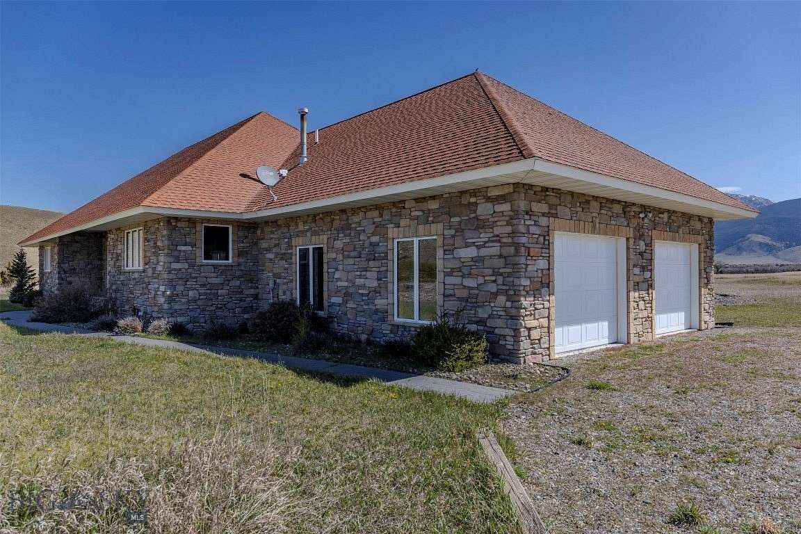 6 Acres of Land with Home for Sale in Livingston, Montana