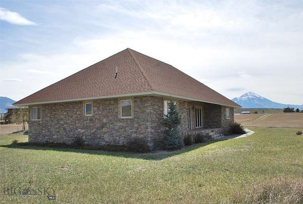 6 Acres of Land with Home for Sale in Livingston, Montana