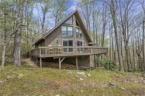 1.69 Acres of Land with Home for Sale in Banner Elk, North Carolina