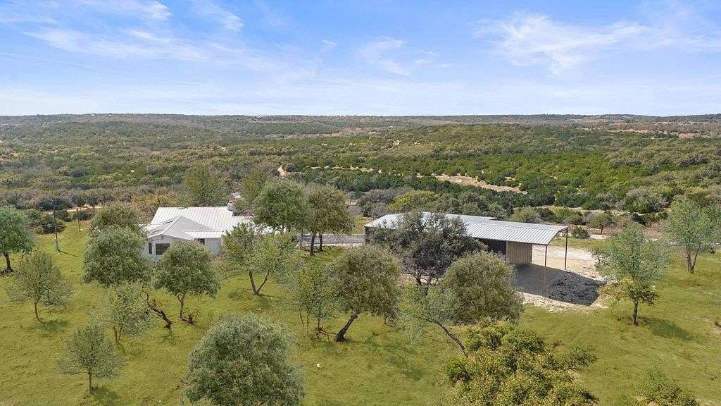 10 Acres of Land for Sale in Stonewall, Texas