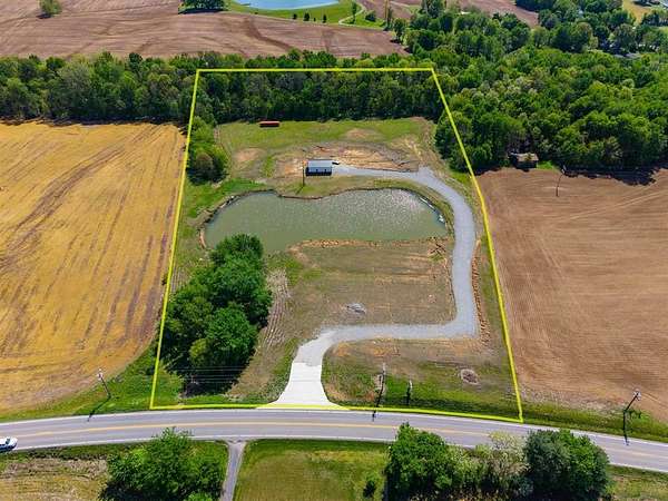 10 Acres of Recreational Land for Sale in Utica, Kentucky
