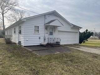 2.82 Acres of Land with Home for Sale in Bartlett, Illinois