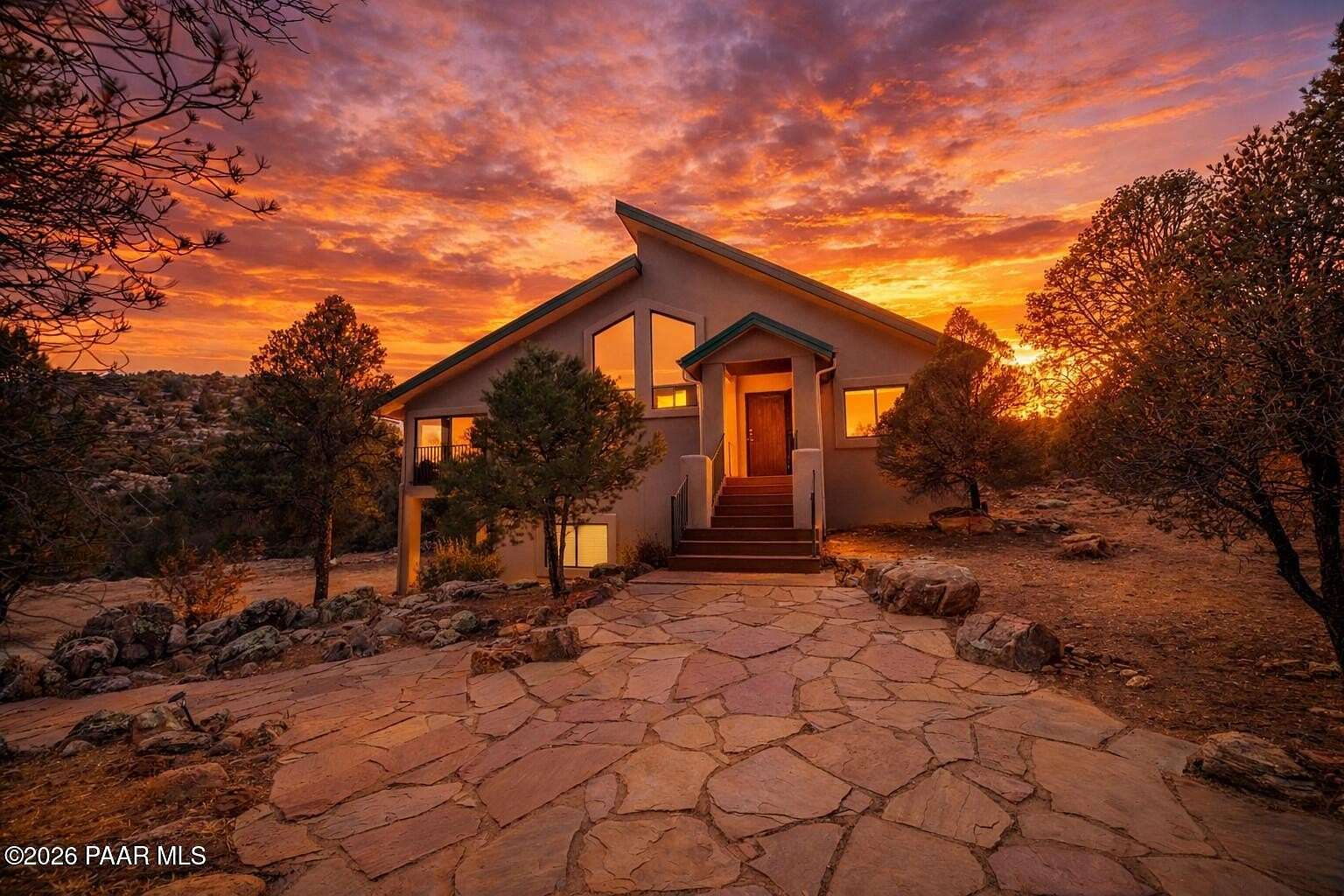 29 Acres of Land with Home for Sale in Peeples Valley, Arizona