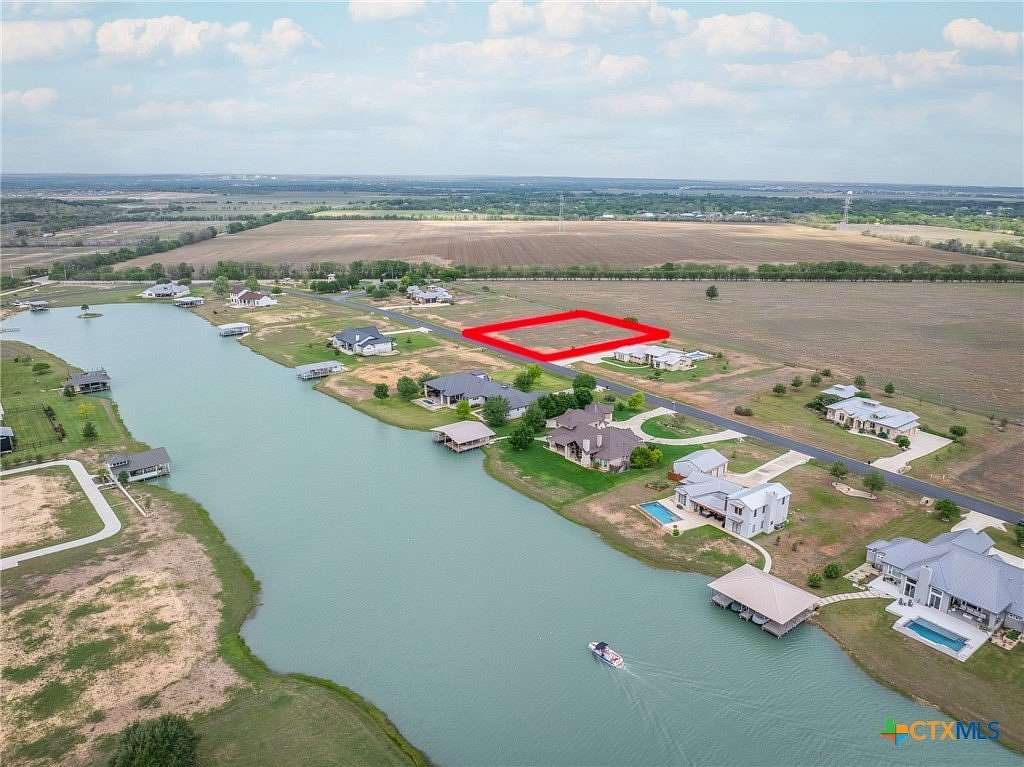 1 Acre of Residential Land for Sale in Martindale, Texas