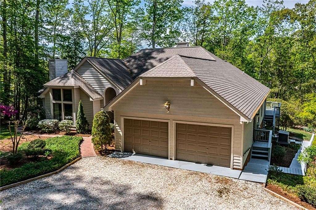 2.84 Acres of Land with Home for Sale in Hartfield, Virginia