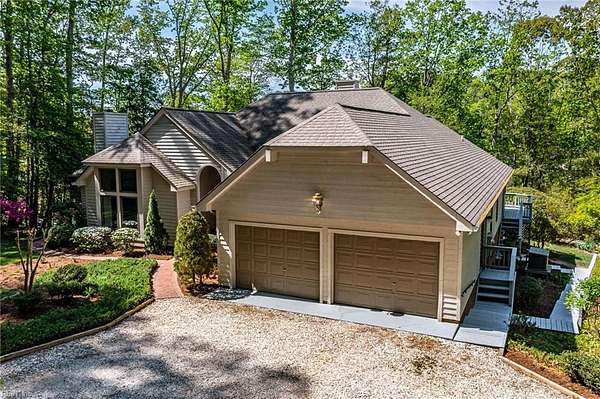 2.84 Acres of Land with Home for Sale in Hartfield, Virginia