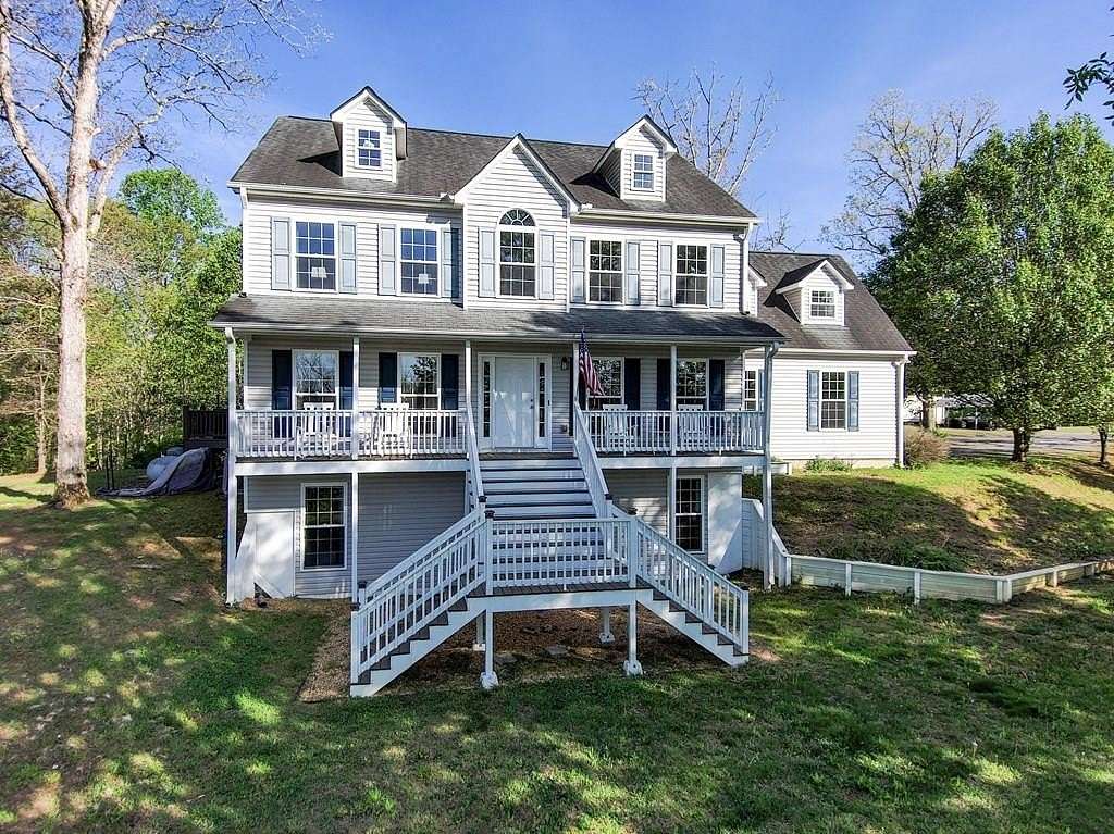 2.88 Acres of Land with Home for Sale in Mineral Bluff, Georgia