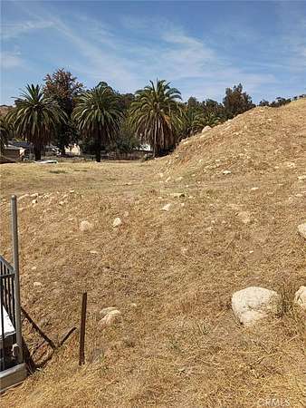 0.1 Acres of Land for Sale in Lake Elsinore, California