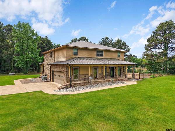 2.6 Acres of Land with Home for Sale in Henderson, Texas