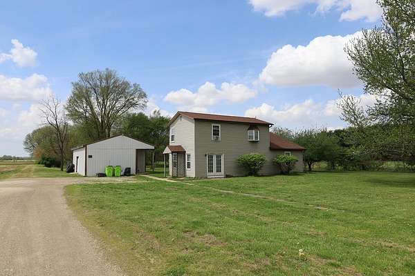 3 Acres of Land with Home for Sale in Circleville, Ohio