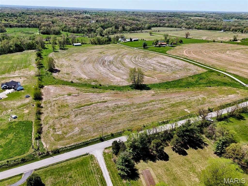 27.2 Acres of Agricultural & Residential Land for Sale in Hannibal, Missouri