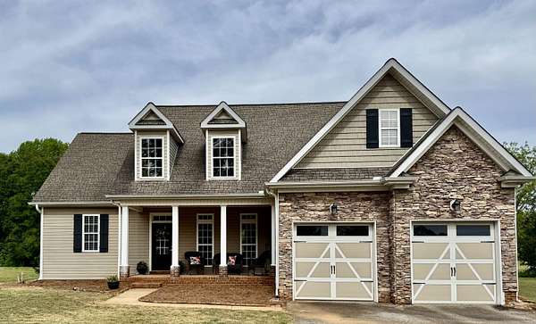 2.5 Acres of Land with Home for Sale in Lyman, South Carolina