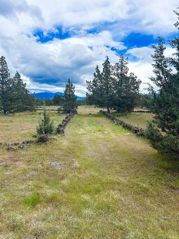 2.6 Acres of Land for Sale in Montague, California