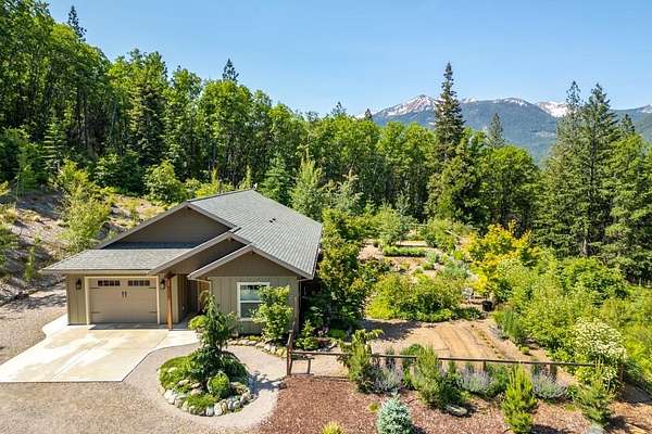 5 Acres of Land with Home for Sale in Weed, California