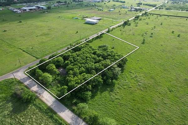 1.3 Acres of Residential Land for Sale in Gunter, Texas