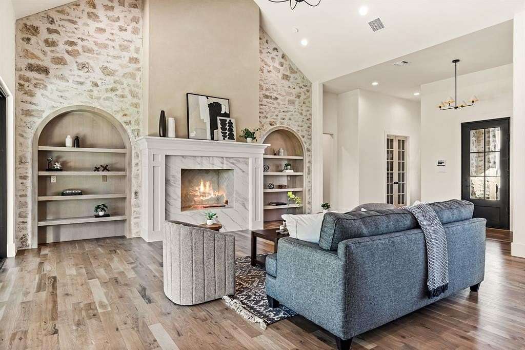 2.63 Acres of Land with Home for Sale in Aledo, Texas